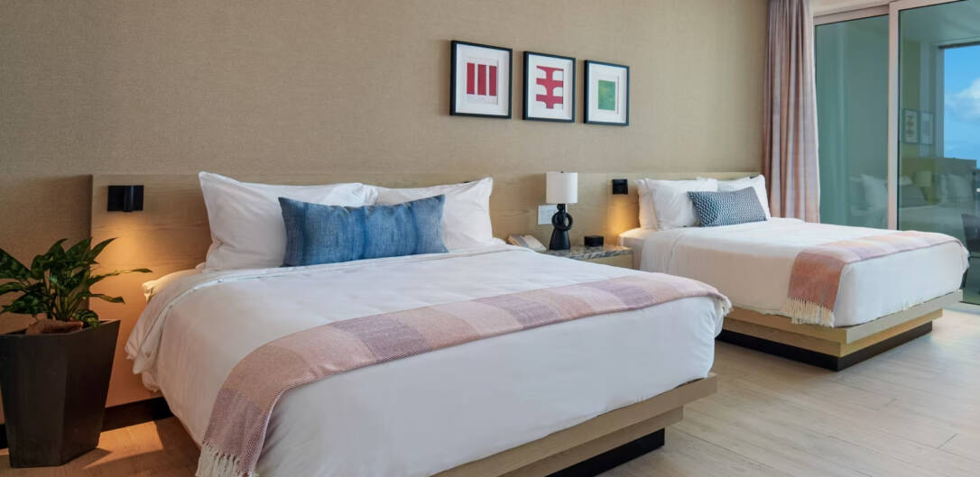 Deluxe Queen Room Resort View