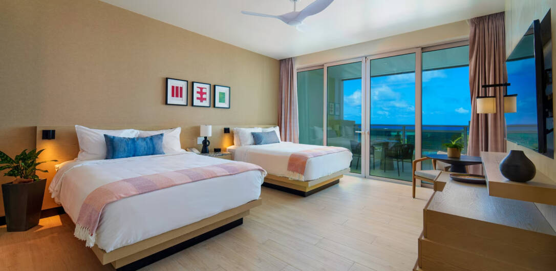 Deluxe Queen Room Premium Ocean View